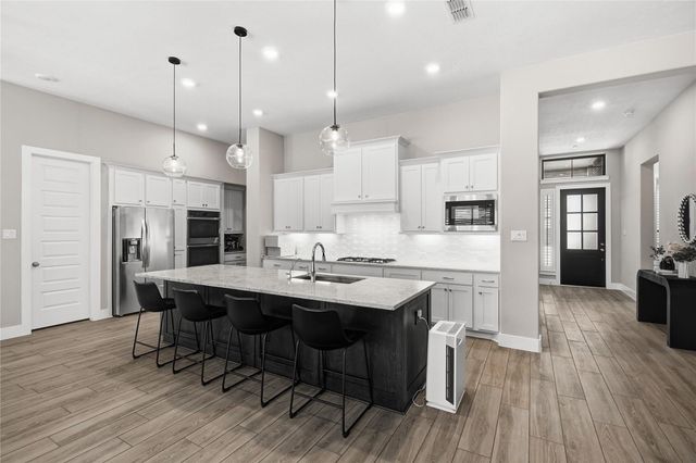 1222 Mcmurtry Ridge Drive, Katy, TX 77494