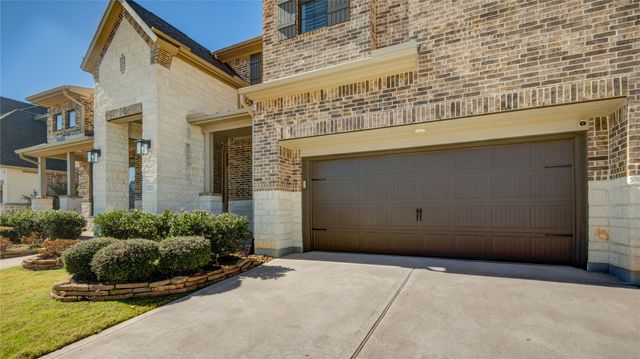 1222 Mcmurtry Ridge Drive, Katy, TX 77494