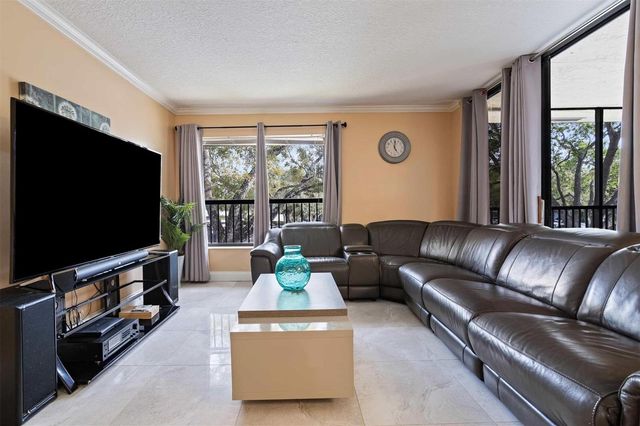 4156 Carambola Circle 2154, Coconut Creek, FL 33066