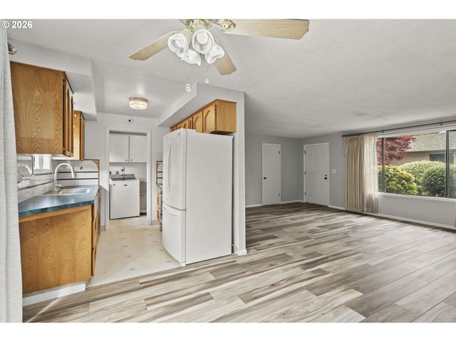 3513 Ne 45TH St A, Vancouver, WA 98661