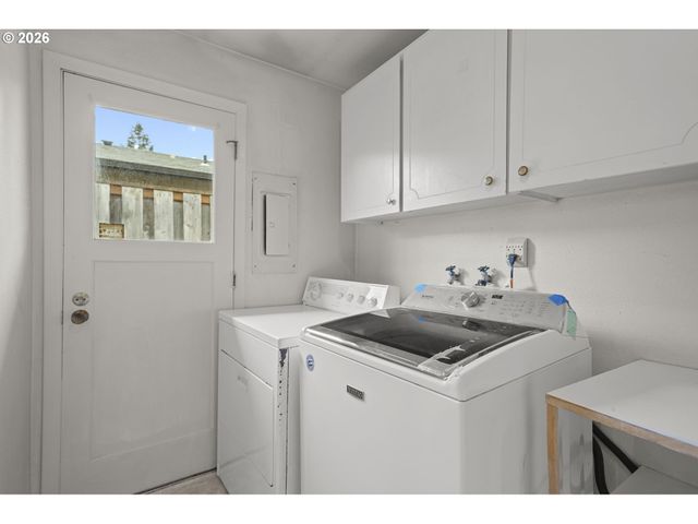 3513 Ne 45TH St A, Vancouver, WA 98661