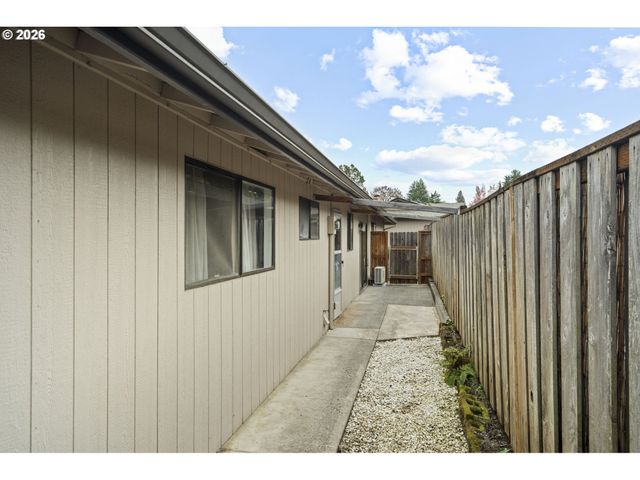 3513 Ne 45TH St A, Vancouver, WA 98661