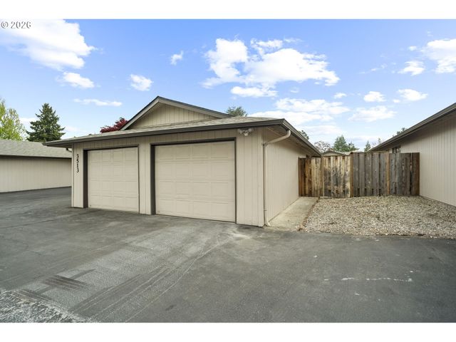 3513 Ne 45TH St A, Vancouver, WA 98661