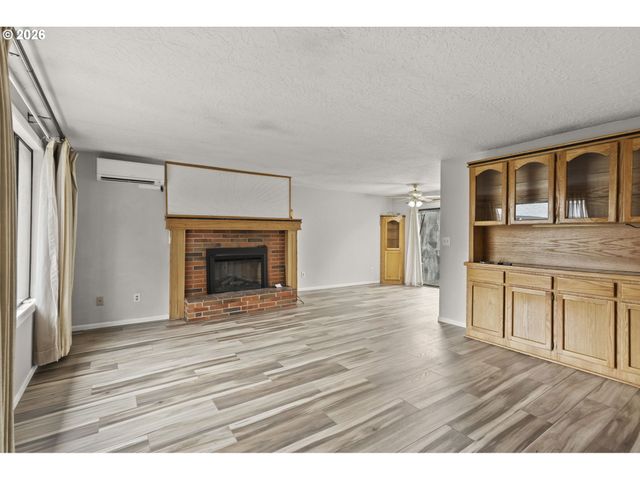 3513 Ne 45TH St A, Vancouver, WA 98661