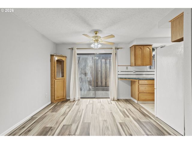 3513 Ne 45TH St A, Vancouver, WA 98661