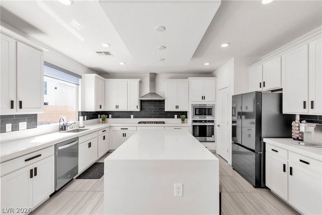 10122 Mystic Falls Drive, Las Vegas, NV 89141