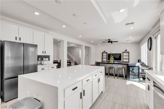 10122 Mystic Falls Drive, Las Vegas, NV 89141