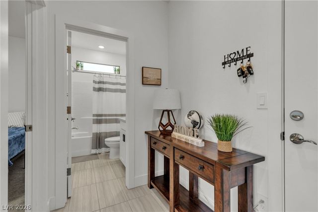 10122 Mystic Falls Drive, Las Vegas, NV 89141