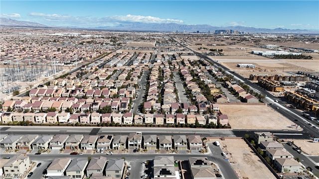 10122 Mystic Falls Drive, Las Vegas, NV 89141