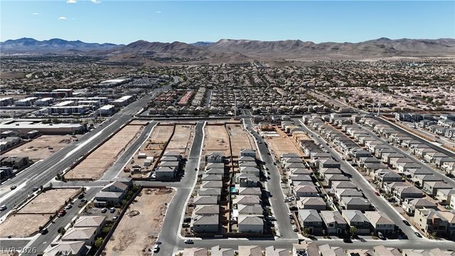 10122 Mystic Falls Drive, Las Vegas, NV 89141