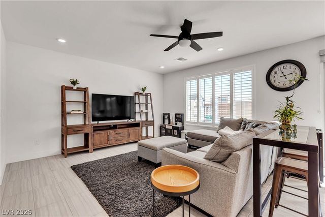 10122 Mystic Falls Drive, Las Vegas, NV 89141