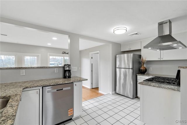 290 County Route 37, Hastings, NY 13036