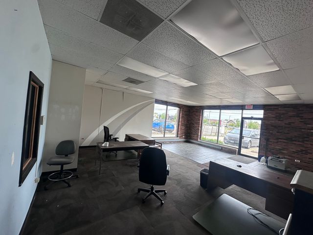 20370 N Rand Road 103, Kildeer, IL 60047