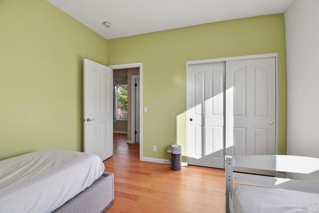 5828 Owl Hill Ave, Santa Rosa, CA 95409