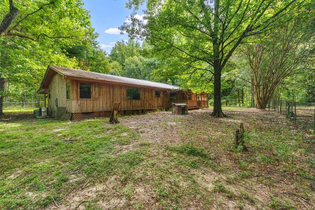 862 Epley, Hattiesburg, MS 39402