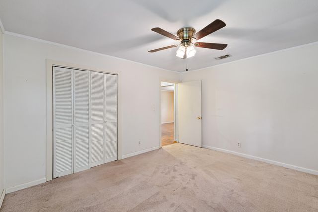862 Epley, Hattiesburg, MS 39402