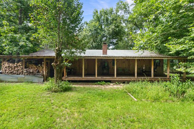 862 Epley, Hattiesburg, MS 39402