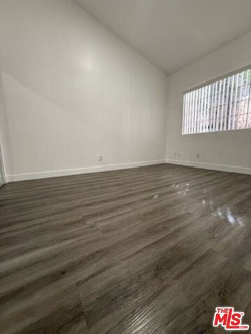 621 N Bronson Avenue 201, Los Angeles, CA 90004