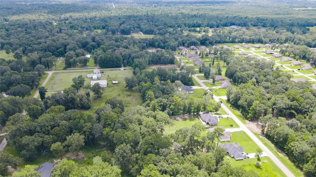 151 County Road 6606, Dayton, TX 77535