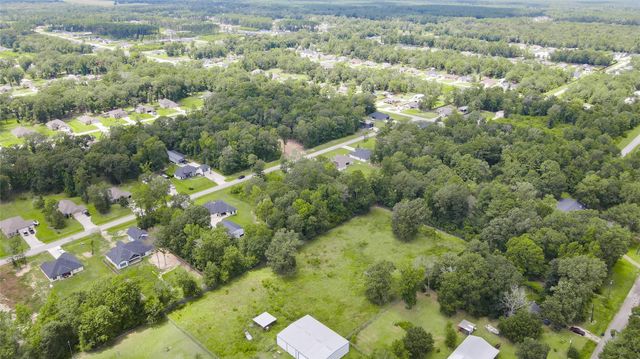 151 County Road 6606, Dayton, TX 77535