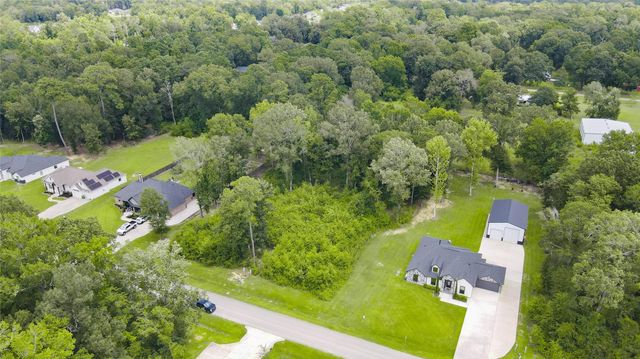 151 County Road 6606, Dayton, TX 77535