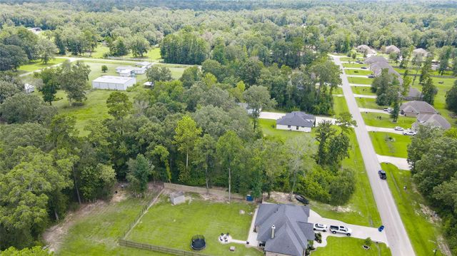 151 County Road 6606, Dayton, TX 77535