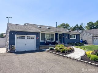23 Westminster Road, Colonia, NJ 07067