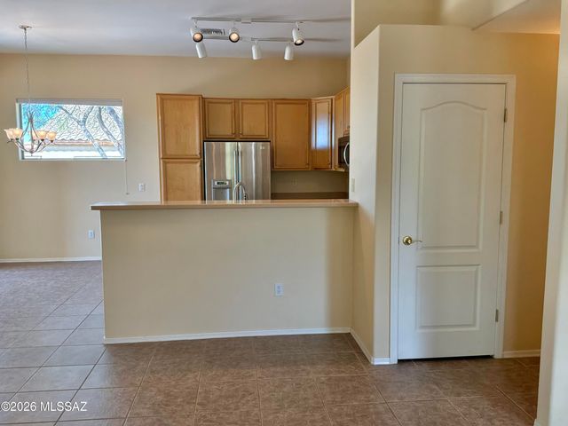 10836 S Heart Break Ridge Place, Vail, AZ 85641