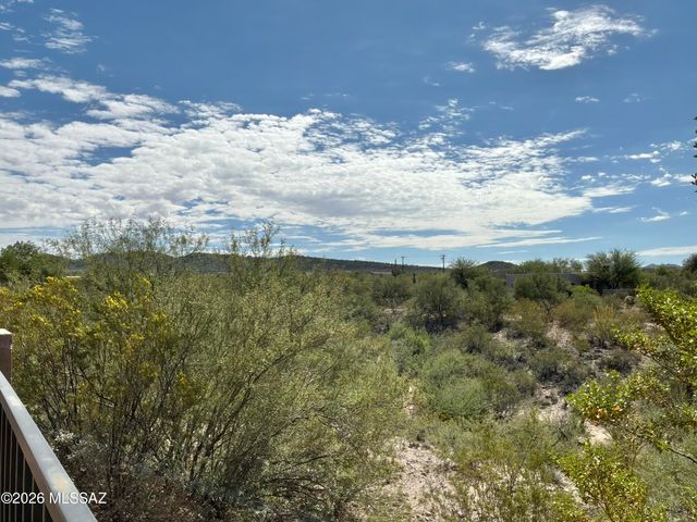 10836 S Heart Break Ridge Place, Vail, AZ 85641