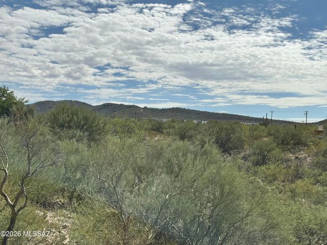 10836 S Heart Break Ridge Place, Vail, AZ 85641