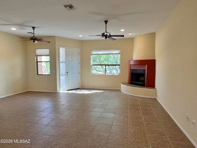 10836 S Heart Break Ridge Place, Vail, AZ 85641