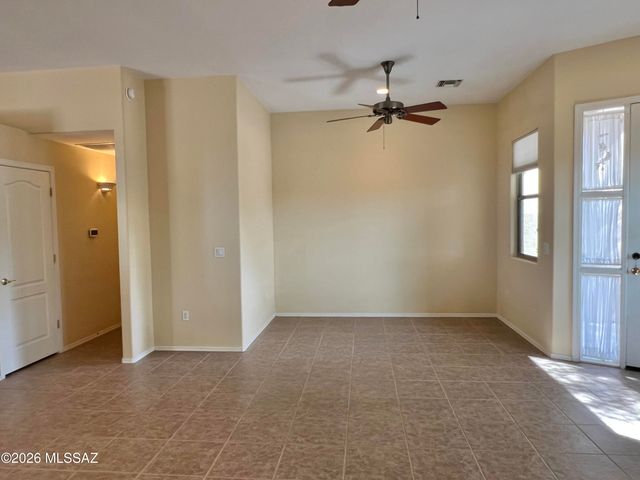 10836 S Heart Break Ridge Place, Vail, AZ 85641
