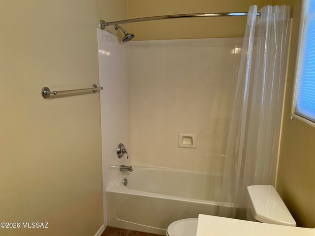 10836 S Heart Break Ridge Place, Vail, AZ 85641