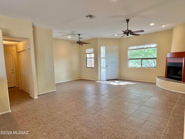 10836 S Heart Break Ridge Place, Vail, AZ 85641