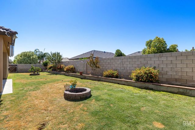 14803 Pams Way, Bakersfield, CA 93314