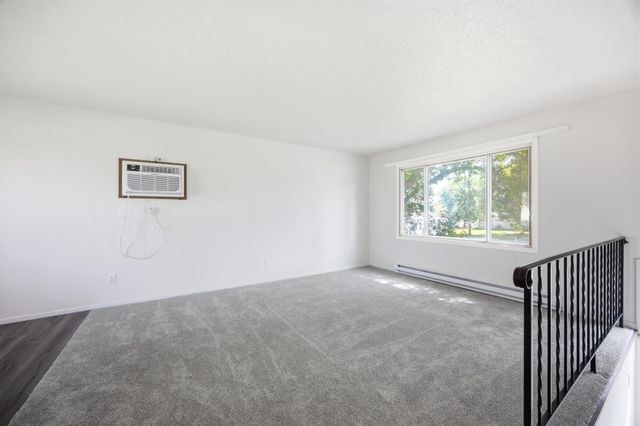 914-916 32nd Street N, Fargo, ND 58102