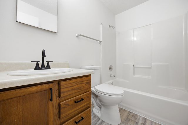914-916 32nd Street N, Fargo, ND 58102