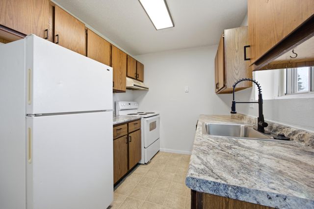 914-916 32nd Street N, Fargo, ND 58102