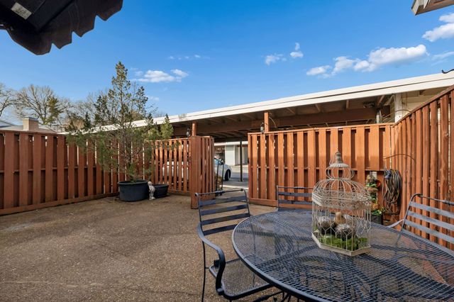 215 Cumberland Trce, Nashville, TN 37214