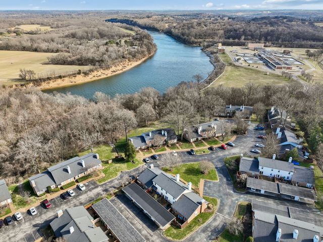 215 Cumberland Trce, Nashville, TN 37214