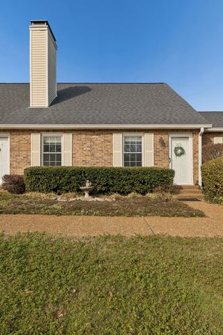 215 Cumberland Trce, Nashville, TN 37214