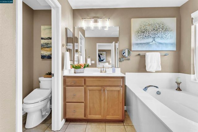 110 Del Alba St., San Pablo, CA 94806