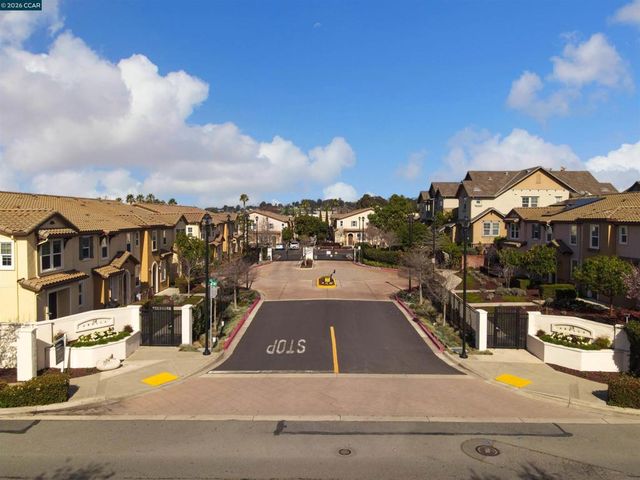 110 Del Alba St., San Pablo, CA 94806