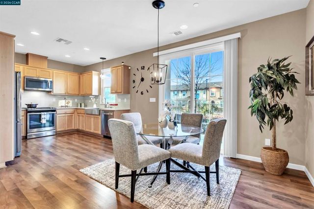 110 Del Alba St., San Pablo, CA 94806