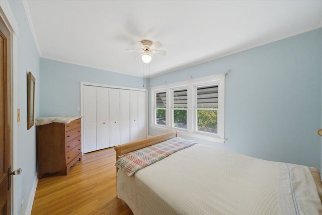 704 Clarence Avenue, Oak Park, IL 60304