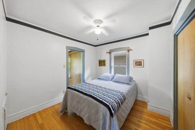 704 Clarence Avenue, Oak Park, IL 60304