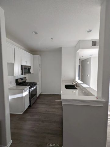 1215 E San Antonio, Long Beach, CA 90807