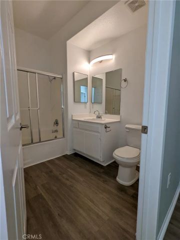 1215 E San Antonio, Long Beach, CA 90807