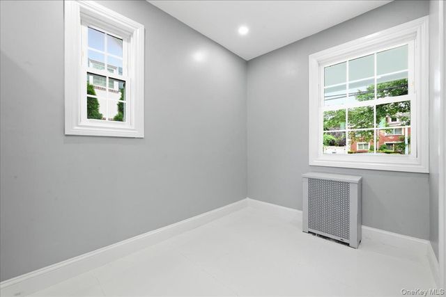 415 Leonard Boulevard, New Hyde Park, NY 11040