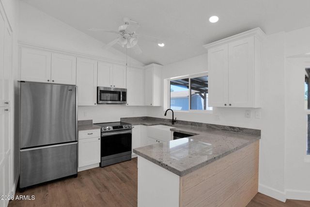 2248 E CALYPSO Avenue, Mesa, AZ 85204